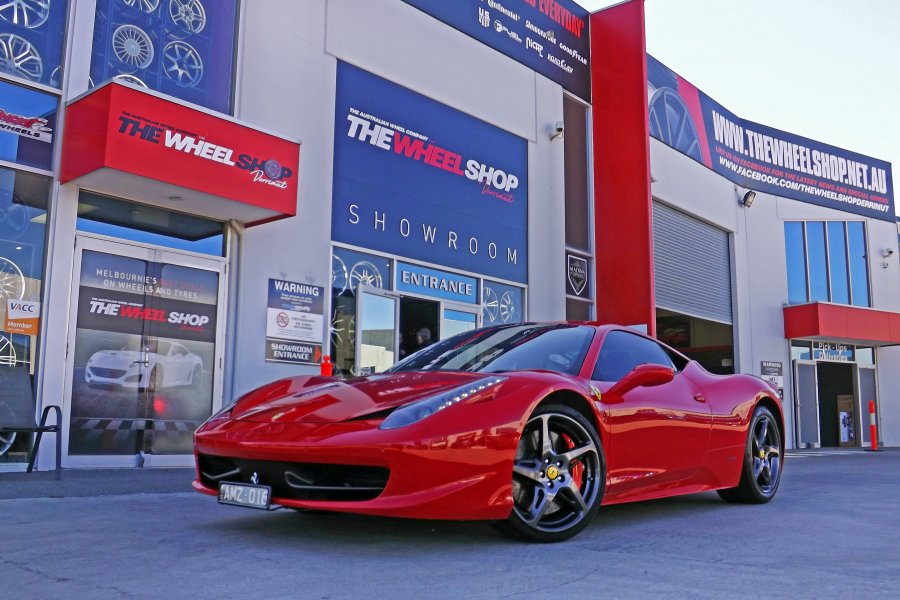 FERRARI 458 ITALIA WITH PIRELLI PZERO TYRES  |  | FERRARI 