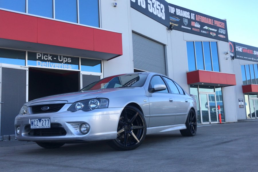 FORD FALCON WITH VERTINI DYNASTY WHEELS  |  | FORD