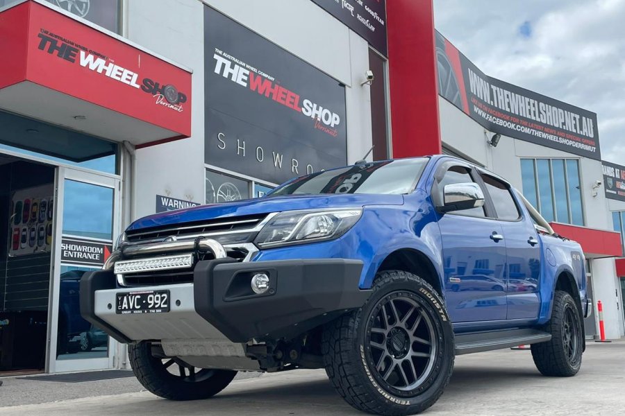 HOLDEN COLARADO WITH KMC WHEELS  |  | HOLDEN