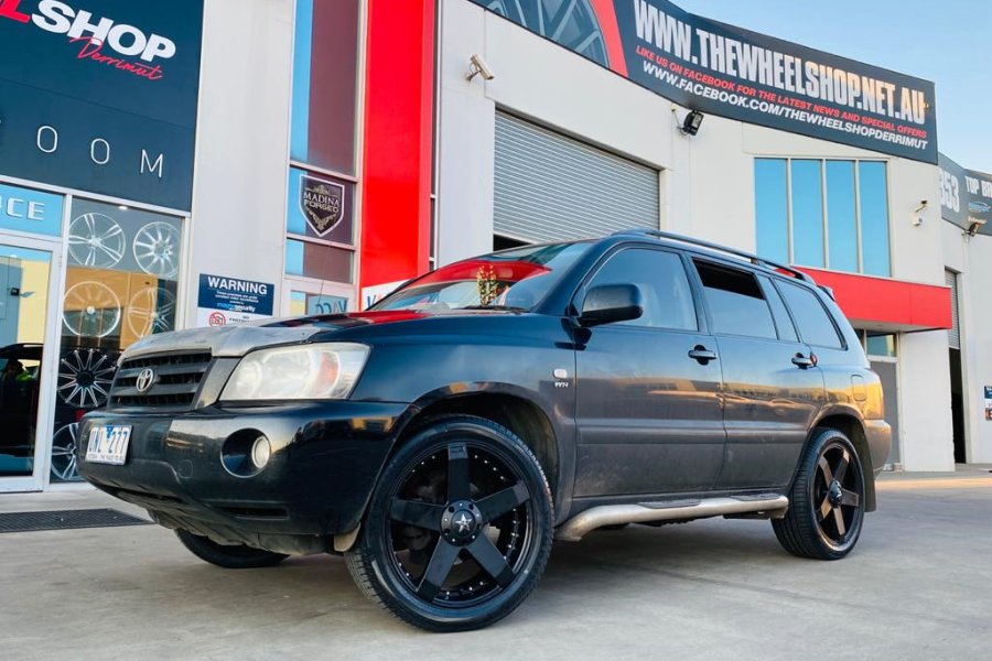 TOYOTA KLUGER WITH ROCKSTAR WHEELS |  | TOYOTA