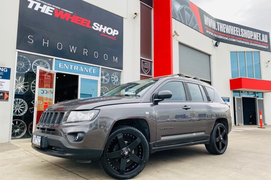 JEEP WITH ROCKSTAR WHEELS |  | JEEP