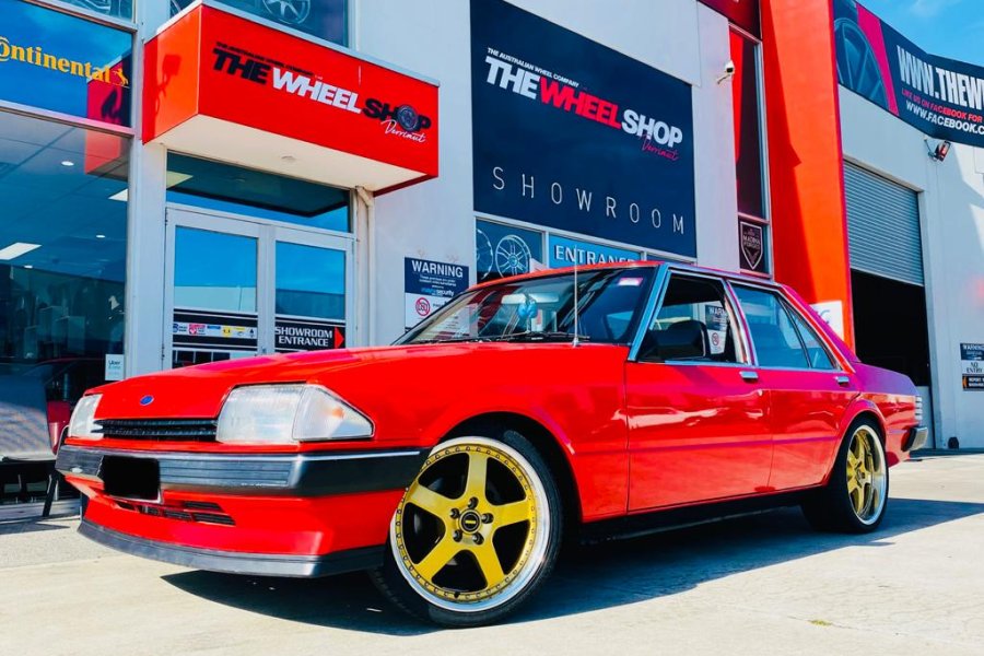 FORD FALCON WITH SIMMONS FR1 WHEELS  |  | FORD