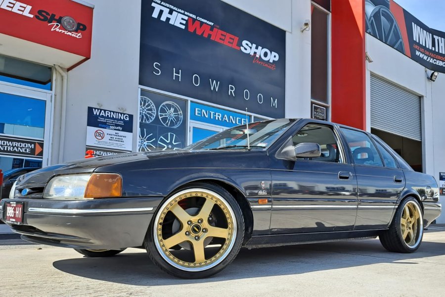 FORD FALCON WITH SIMMONS FR1 WHEELS  |  | FORD 